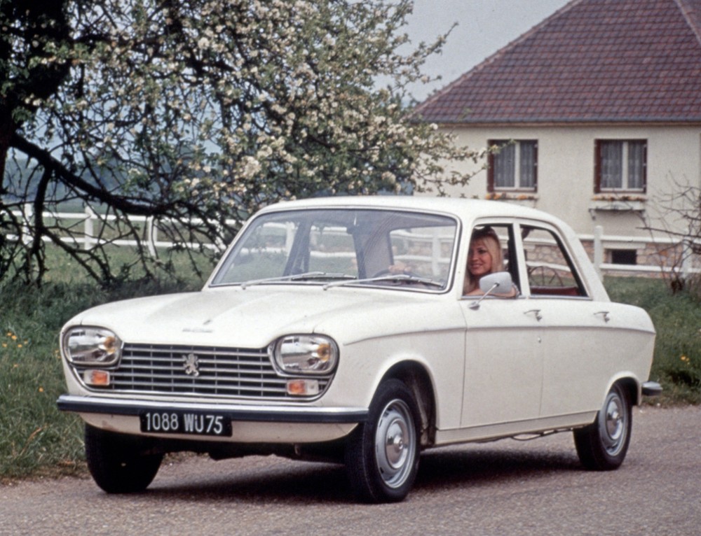Berline Peugeot 204