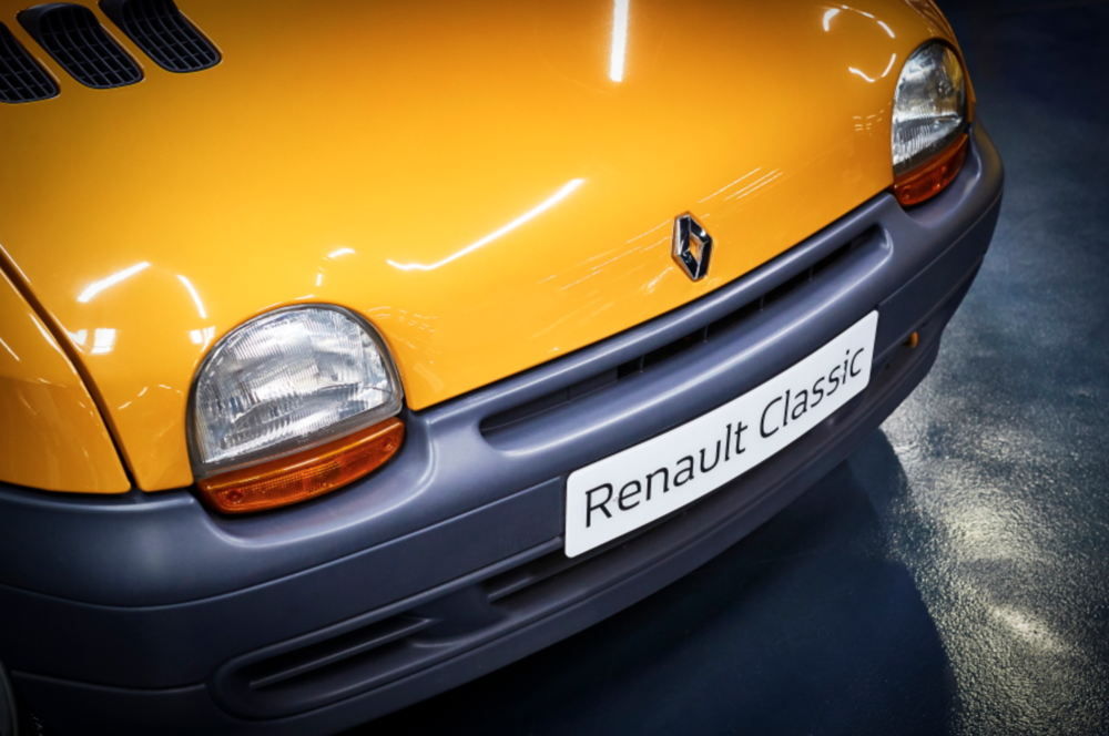 Face avant de la Renault Twingo I